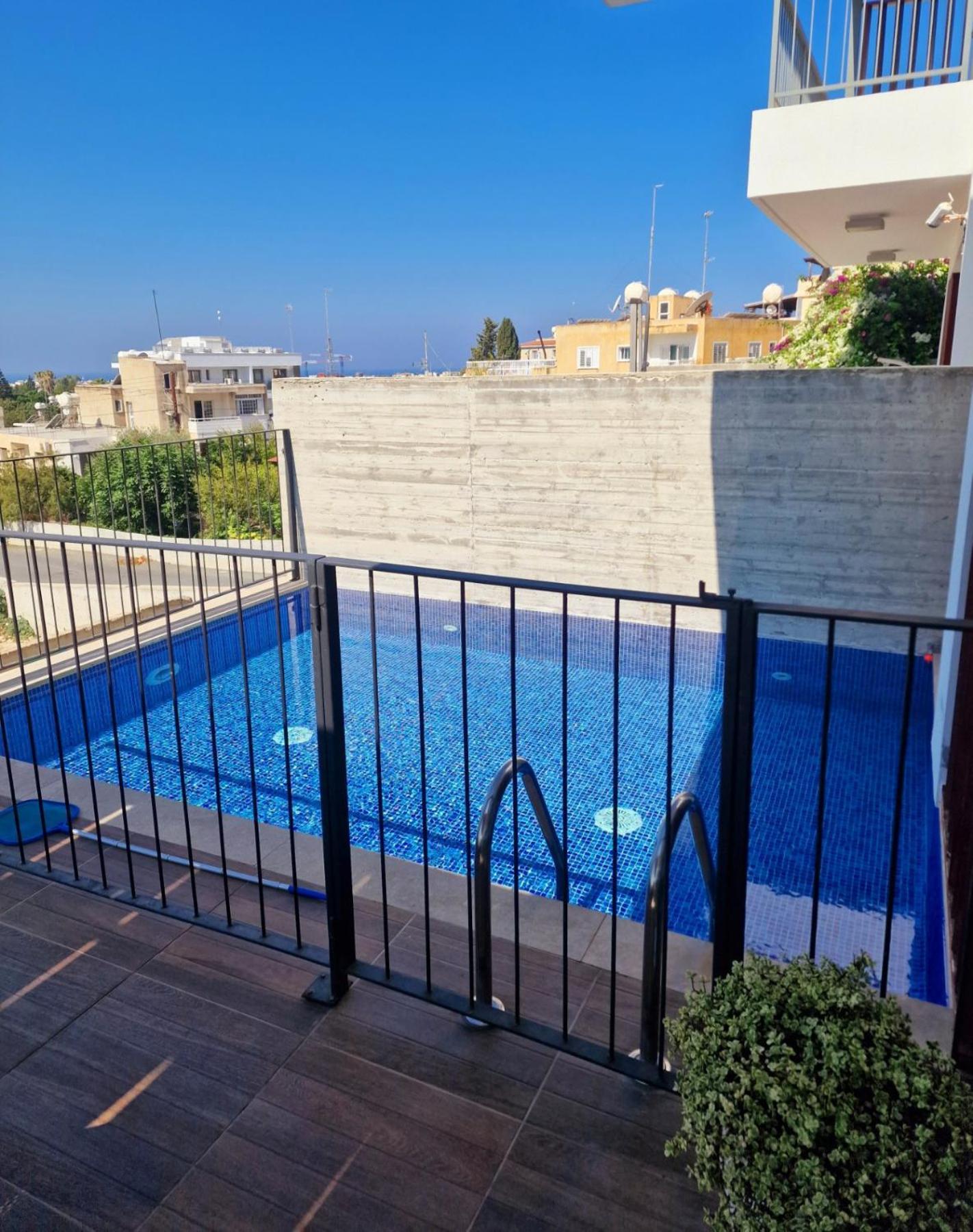 Leonidas Villa Пафос Екстер'єр фото